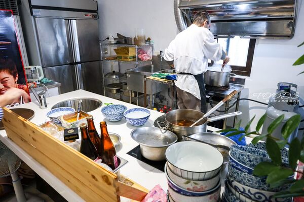 ▲▼鄧師傅牛肉麵 無菜單料理。（圖／部落客陳小可的吃喝玩樂授權提供）