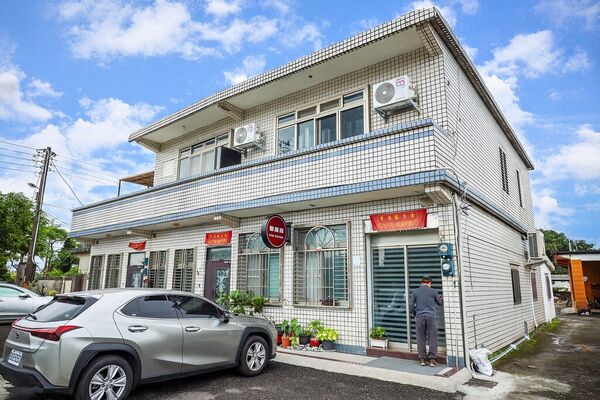 ▲▼鄧師傅牛肉麵 無菜單料理。（圖／部落客陳小可的吃喝玩樂授權提供）