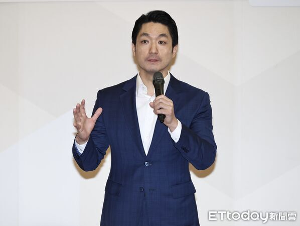 ▲▼蔣萬安「都更領航X節能降稅」記者會  。（圖／記者黃克翔攝）