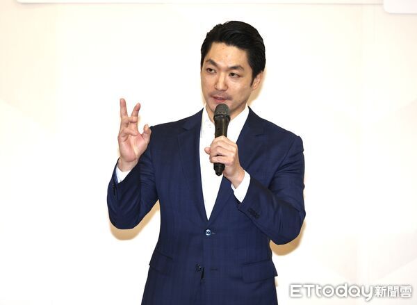 ▲▼ 蔣萬安「都更領航X節能降稅」記者會   。（圖／記者黃克翔攝）