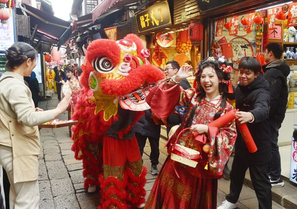 ▲上海朱家角古鎮迎春節。（圖／CFP）
