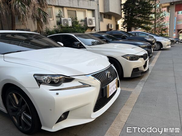 ▲▼馬公市區接連發生多起KTV營業場所被暴力砸店毀損案件。（圖／記者陳洋翻攝）