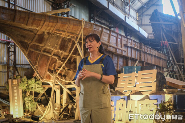 ▲新竹南寮萬昌造船廠,新漁人碼頭海鮮餐廳由第五代造船師、也是謝家唯一女性傳人的謝慧萍經營。（圖／記者彭懷玉攝）