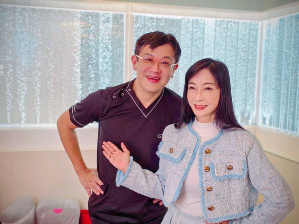 ▲顧婕與張光正醫師。（圖／真美學診所）