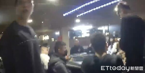 ▲▼北市中山區一周查獲三賭場，麻將協會最大83歲婦人對決17歲高中生。（圖／記者邱中岳翻攝）