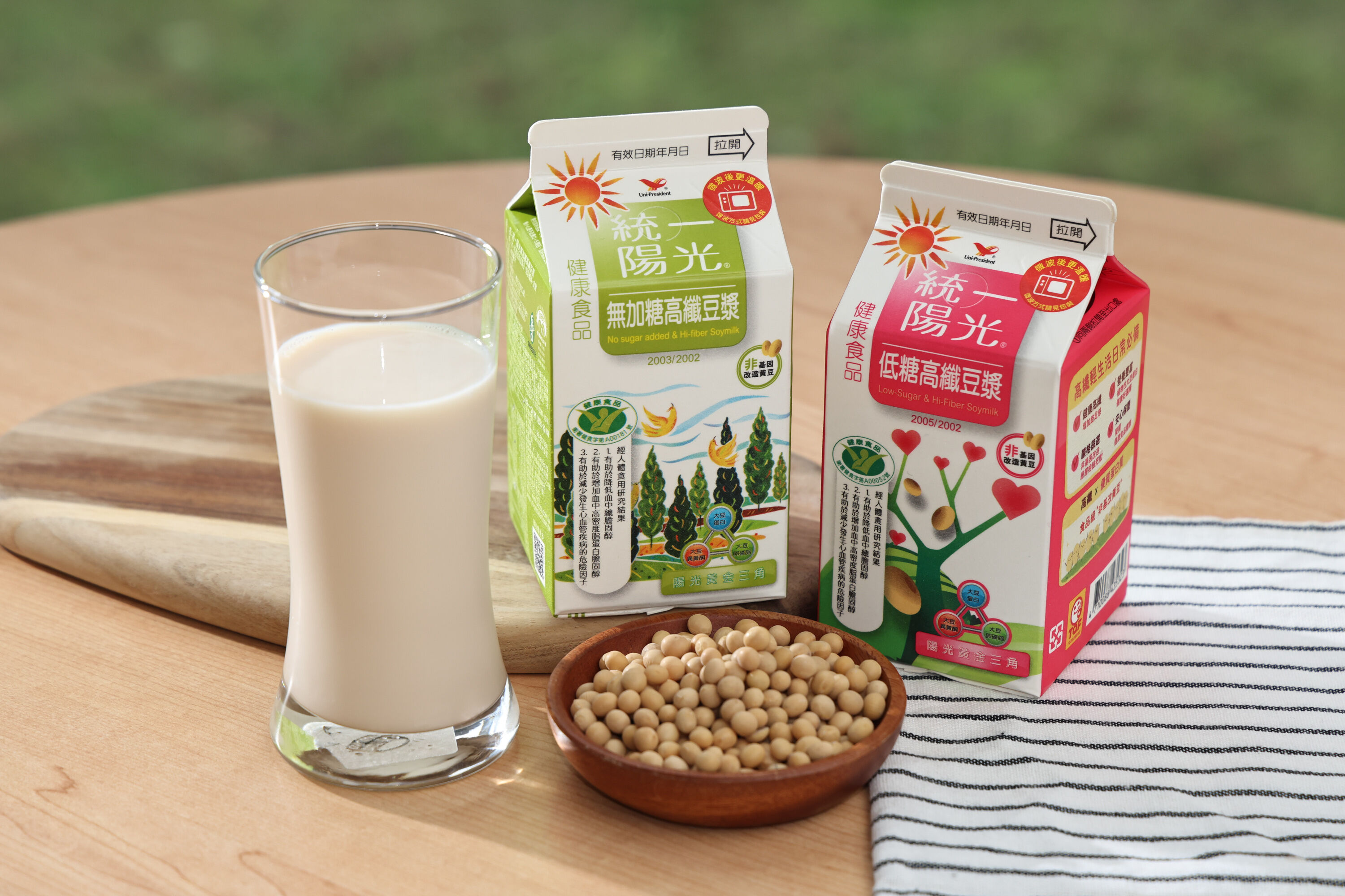 ▲▼ 統一陽光高纖豆漿商品情境拍攝。（圖／記者黃克翔攝）