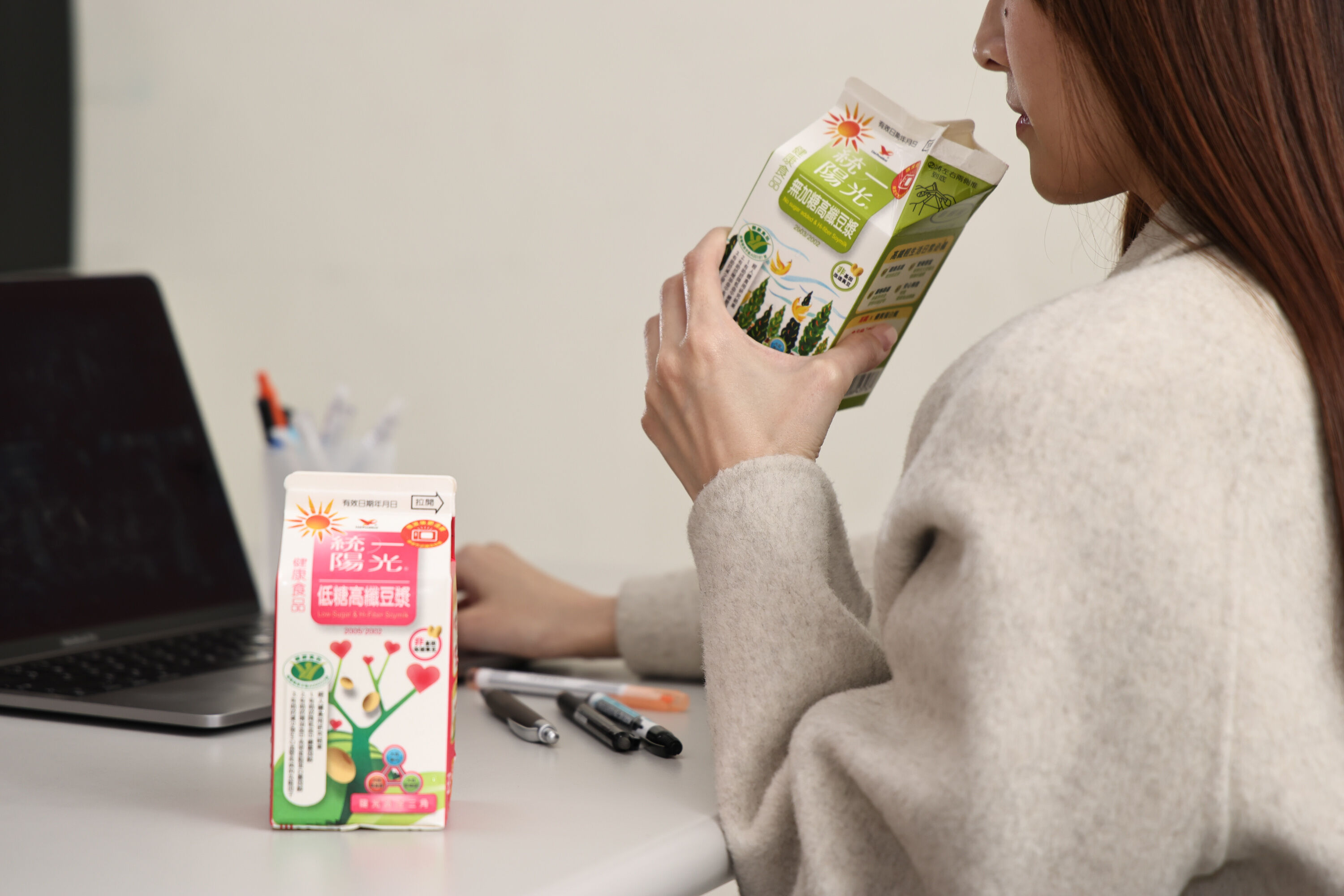 ▲▼  統一陽光高纖豆漿商品情境拍攝（業配）。（圖／記者黃克翔攝）