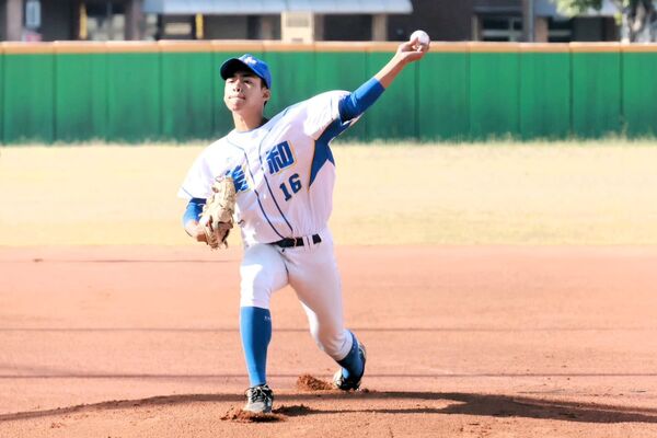 ▲傅玟彥百球完投、柯郁翰高中首轟助威。（圖／學聯提供）