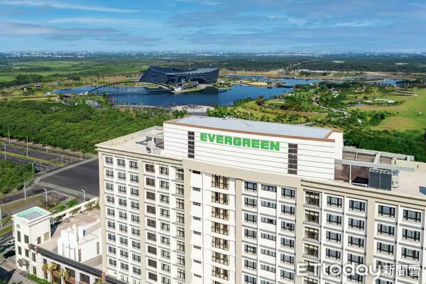 ▲▼   長榮文苑酒店（嘉義）通過法標國際溫室氣體盤查驗證 引領低碳旅遊新風格   。（圖／嘉義長榮文苑酒店提供）