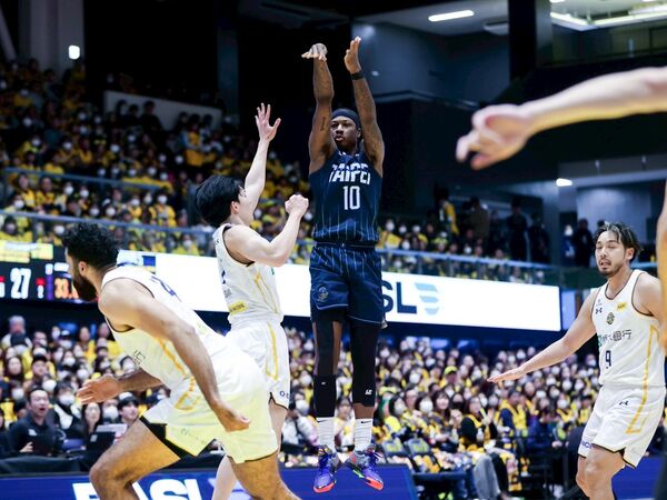 ▲富邦勇士莫巴耶、古德溫、吳永仁。（圖／勇士提供）