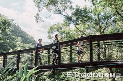 尋馬抽大獎+揮毫贈聯+市集AR 林保署屏東分署馬年走春攻略