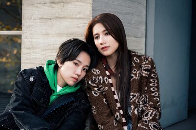 女女組合當眾親密接吻！　認了：沒時間做心理準備