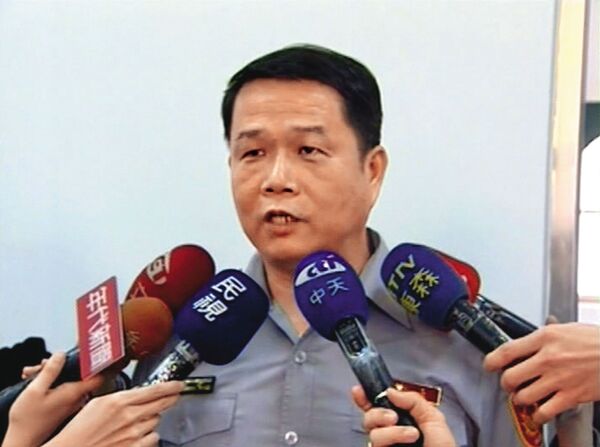 殺弟凶手游建村是一名退休警官，曾在高雄、屏東等地擔任派出所所長職務。（東森新聞提供）