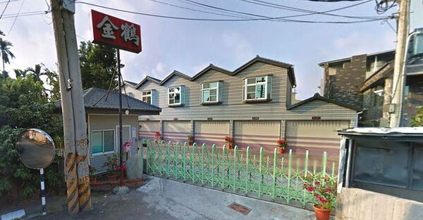 游建村退休後，向親友及銀行借錢投資民宿生意，因此背負上千萬元債務。（翻攝GoogleMaps）