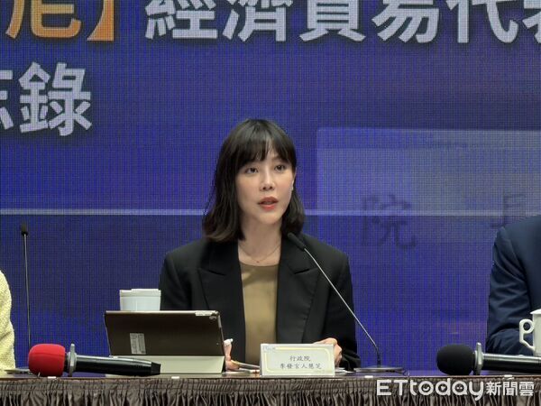 ▲▼行政院發言人李慧芝出席行政院會記者會。（圖／記者陳家祥攝）