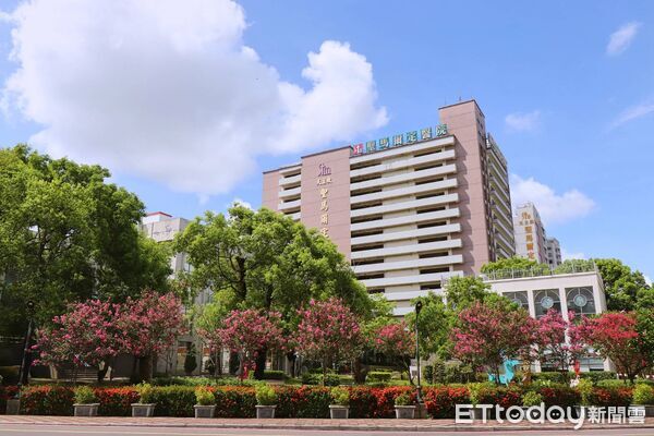 ▲▼  嘉義聖馬爾定醫院通過衛福部區域醫院評鑑 醫療品質再獲肯定   。（圖／聖馬爾定醫院提供）