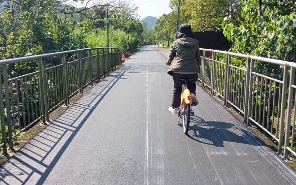 ▲新北三峽河自行車道鋪面翻新。（圖／新北市高灘處提供）