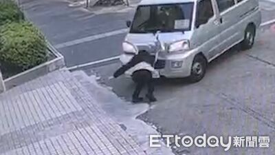 驚悚畫面曝！台中科大27歲男職員站校門口　慘遭酒駕貨車撞飛