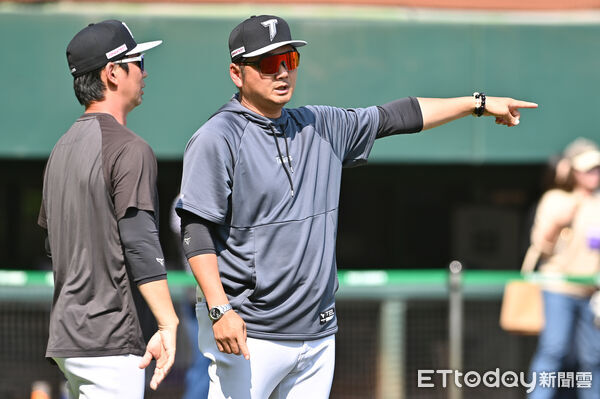 [新聞] 中華隊未登錄預備投手曾總解釋基本不會動 - 棒球 - PTT.BEST 批踢踢爆文