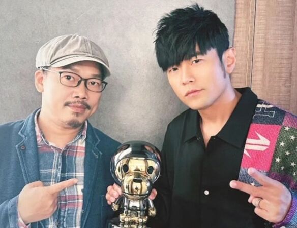 周杰倫和方文山堪稱華語流行樂壇的黃金搭檔。（翻攝周杰倫 Jay-MS 歌迷組織臉書）