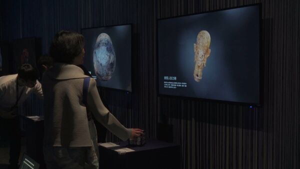 ▲▼蘭陽博物館展出的故宮國寶肉形石等文物。（圖／蘭陽博物館提供，下同）