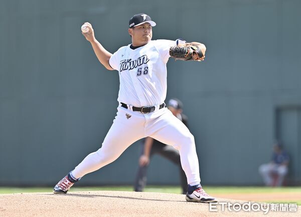 ▲▼ 2026WBC經典賽中華隊自辦熱身賽,胡智爲。（圖／記者李毓康攝）