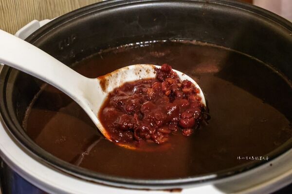 ▲▼夯夯麻辣火鍋蘆洲店。（圖／部落客陳小可的吃喝玩樂授權提供）