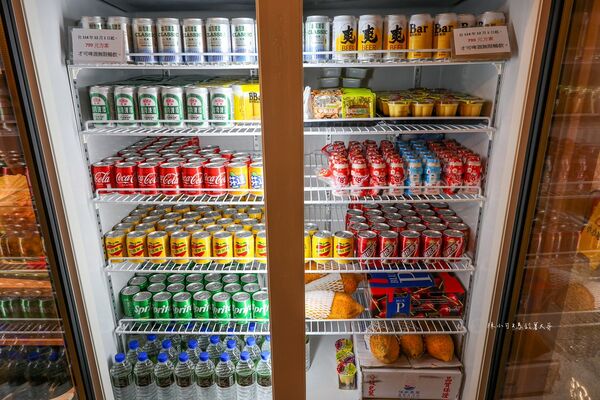 ▲▼夯夯麻辣火鍋蘆洲店。（圖／部落客陳小可的吃喝玩樂授權提供）