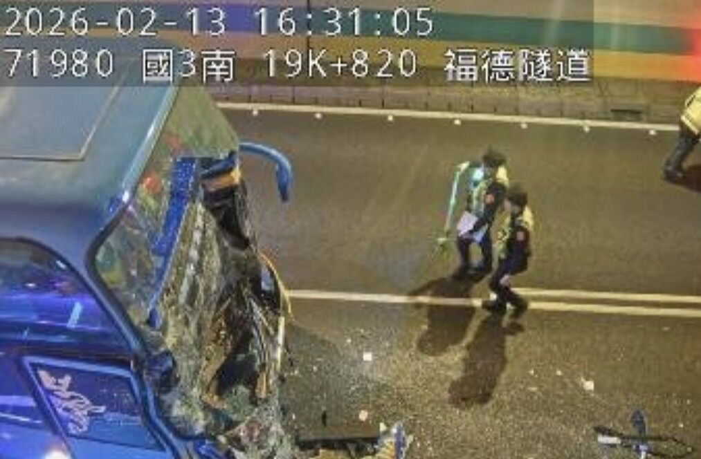 快訊/國道3號福德隧道「大客車、槽車追撞」!車流紫爆回堵5km