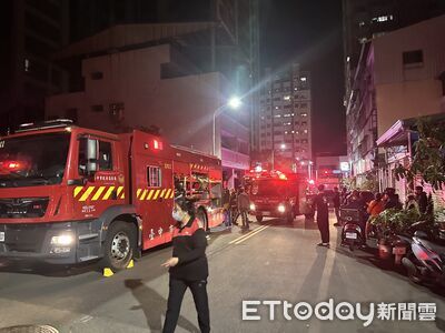 台中社區大樓深夜火警！地下室車輛突冒火煙　144住戶緊急疏散