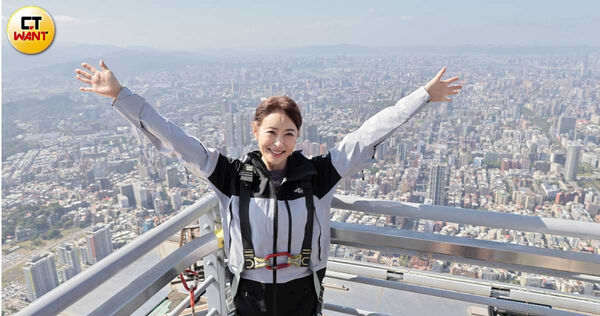 保全龍頭剝削1／欠上億健保、員工領嘸薪！　嘉賀裝沒事繼續徵101保全