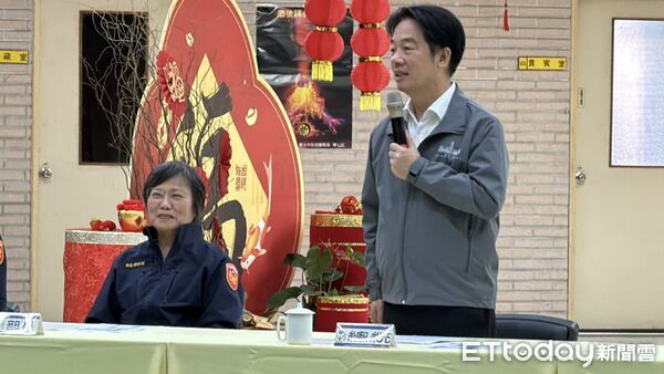 ▲▼總統賴清德在農曆春節連假第一天，也是情人節當天前往北市中正一、二分局進行慰勤。（圖／記者邱中岳攝）