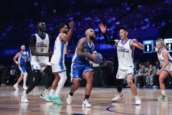 ▲林書豪在NBA全明星名人賽第四節投進關鍵「8分球」，一舉拉開比分差距，重現經典「林來瘋」時刻。（圖／達志影像／美聯社）