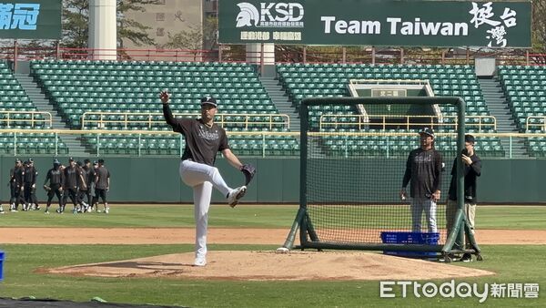 ▲▼中華隊經典賽投手陳柏毓。（圖／記者蔡厚瑄攝）