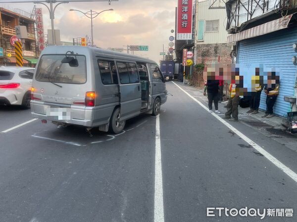 ▲枋寮鄉建興路口車禍。（圖／記者陳崑福翻攝）