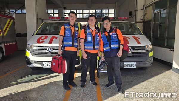 ▲南消第六大隊永華分隊成功搶救OHCA患者，後續前往醫院關懷探視，患者恢復情形良好。（圖／記者林東良翻攝，下同）