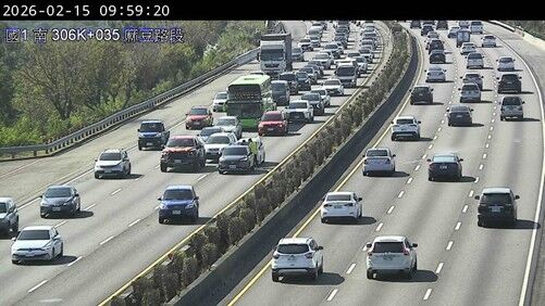 ▲▼小年夜國道發生追撞車禍造成回堵。（圖／高公局提供）