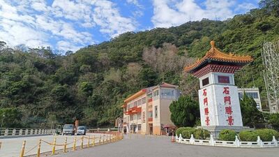 春節旅遊石門水庫賞花遊湖　交通管制公告