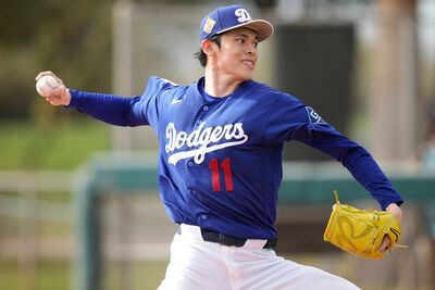 佐佐木朗希159公里火球震撼春訓　204勝傳奇盛讚：成長很多