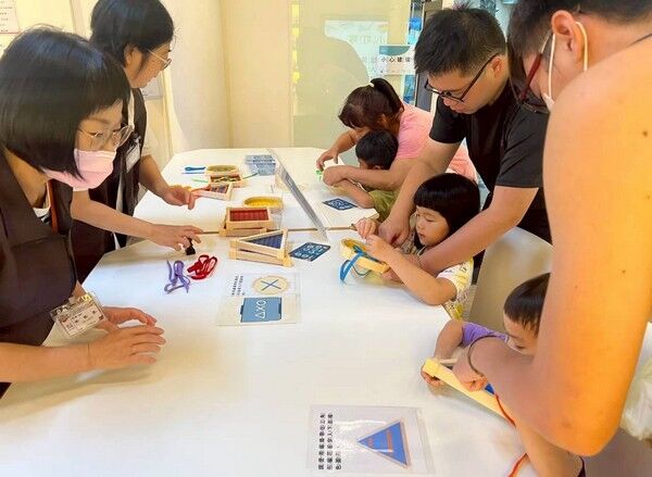 ▲桃市圖總館閱讀迎春　