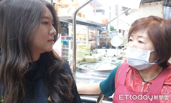 ▲警方長期關注陳女，利用勤餘時間前往關心探訪陳女士。（圖／桃園警分局提供）