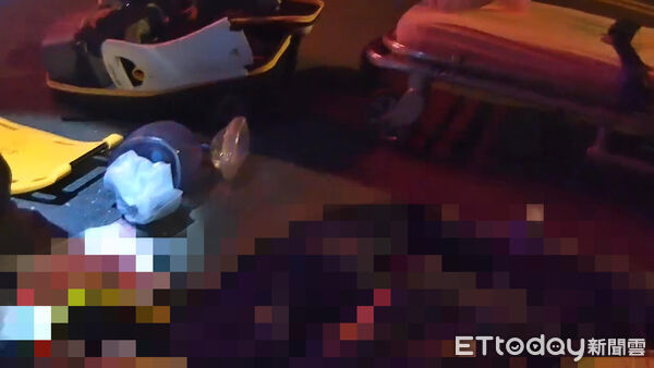 ▲▼             嘉義縣24歲男子無照騎乘黃牌重機自撞電桿，抵達醫院前已死亡。（圖／記者翁伊森翻攝，下同）