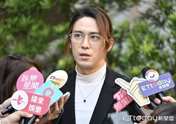 ▲▼ 吳敦告別式,陳楚河到場悼念。(圖/記者李毓康攝)