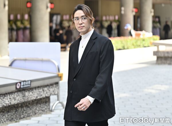 ▲▼ 吳敦告別式,陳楚河到場悼念。（圖／記者李毓康攝）