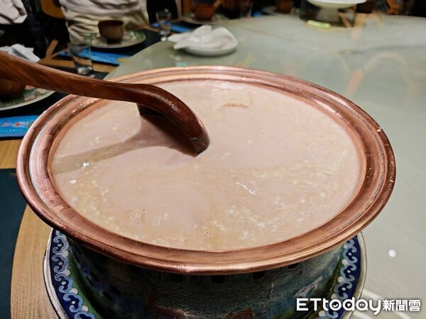 ▲▼  內蒙留稿6 乳牛、科技養牛、和牛        。（圖／記者任以芳攝）