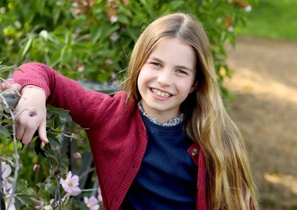 夏綠蒂公主是英國王位第3順位繼承人。（翻攝X@KensingtonRoyal）