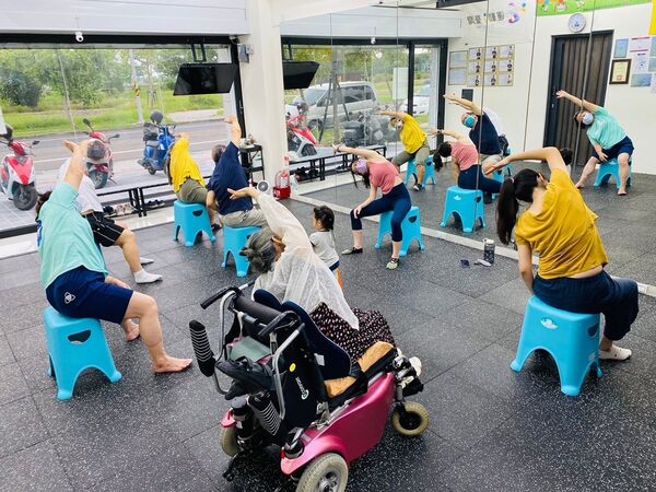 ▲農曆春節期間聚餐飲宴外，也可走出戶外從事運動活動。（圖／運動部提供）