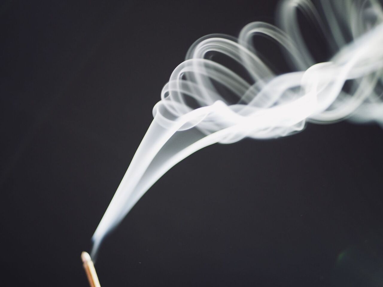 除夕在婆家「從早拜到晚」什麼都不能做!人妻崩潰:我不是道具