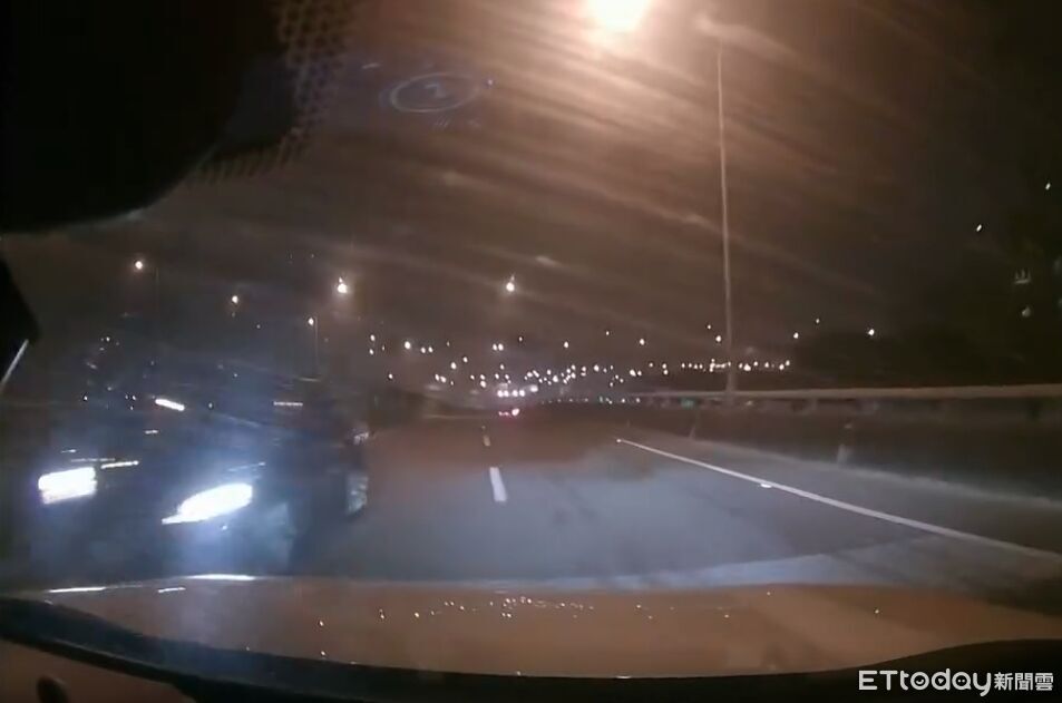 才爆輾斃案!「台64恐怖逆向」畫面曝 女駕駛急閃:差點死在路上