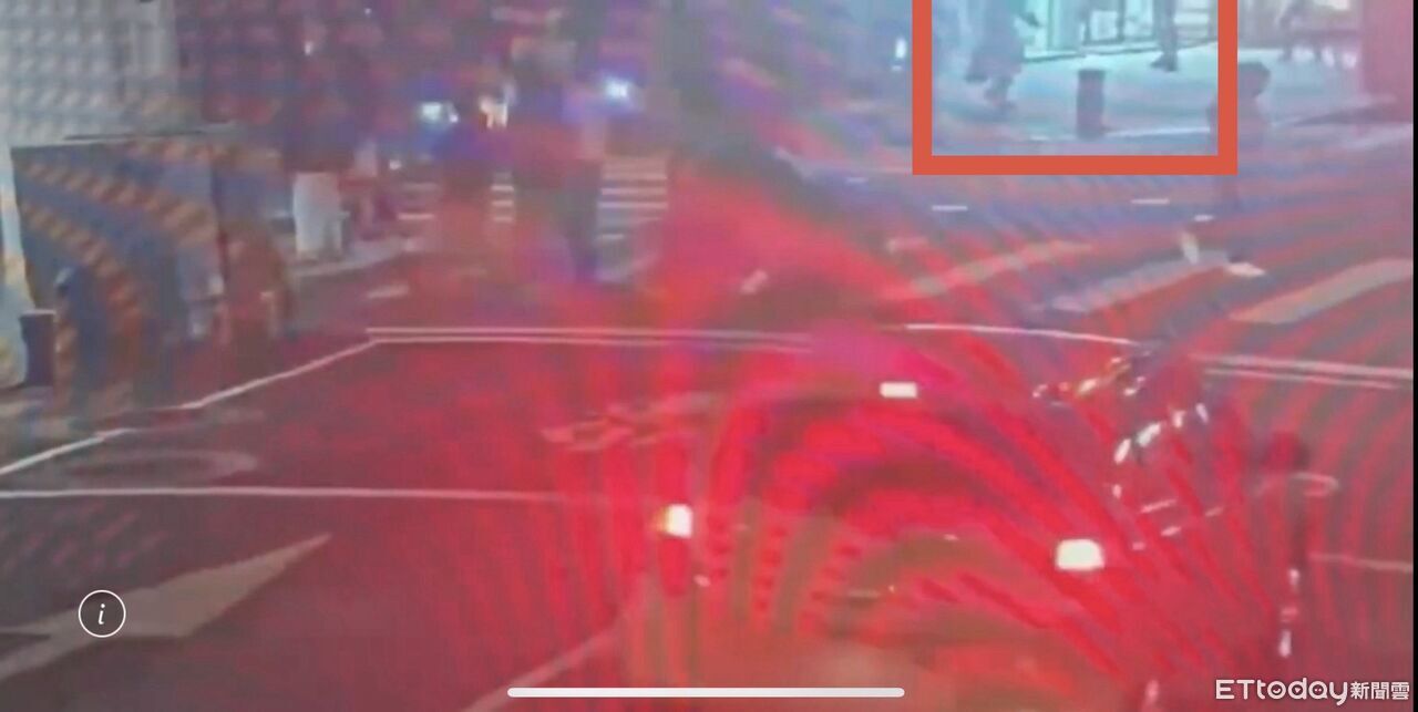 西門町傳隨機攻擊!工程師遭打「眼鏡碎裂」嚇壞 嫌犯逃跑畫面曝